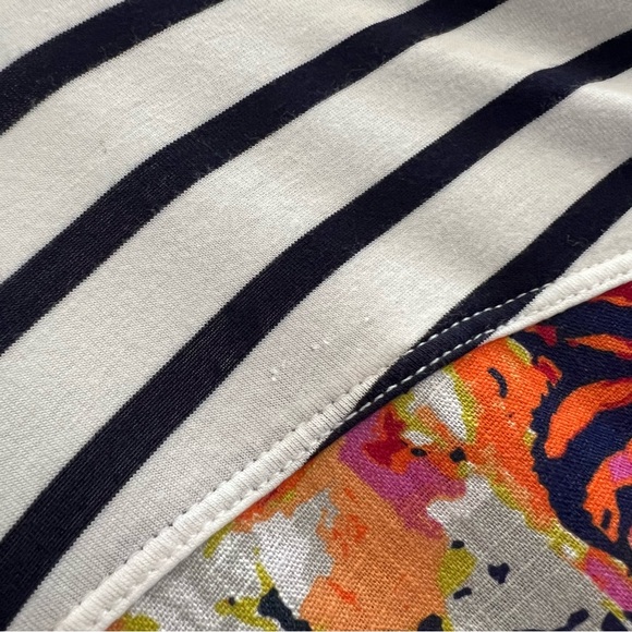 Soft Surroundings Striped Floral Blouse Classic Nautical Coastal Large *Hole - Picture 5 of 14